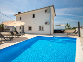Holiday Home Marko